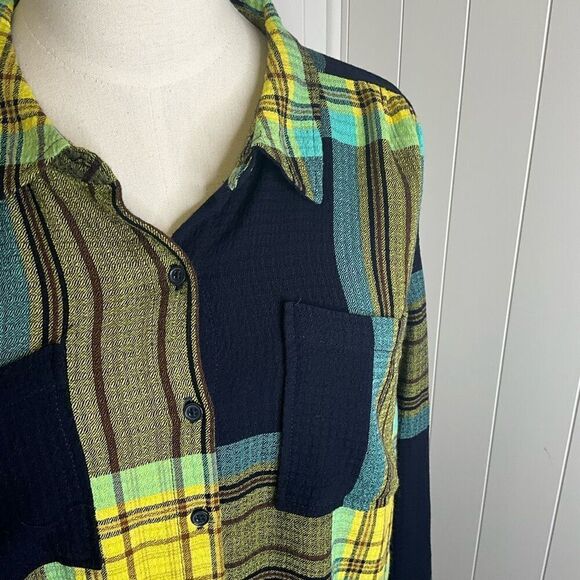 Cato Women's Size XL Blue Yellow Patchwork Long Sleeve Button Down Shirt Top - Picture 3 of 15
